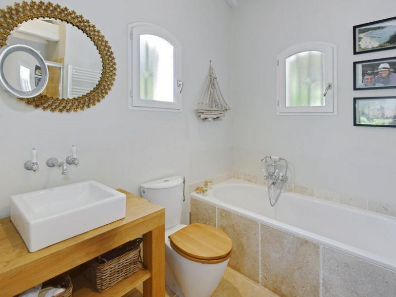 Le Grand Bleu , Cote D'Azur , St Tropez 