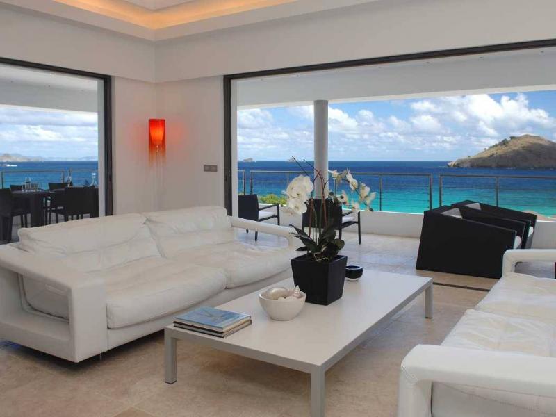 Villa Mata , Flamands 