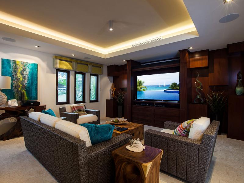 Villa Nevaeh Estate , Long Bay 