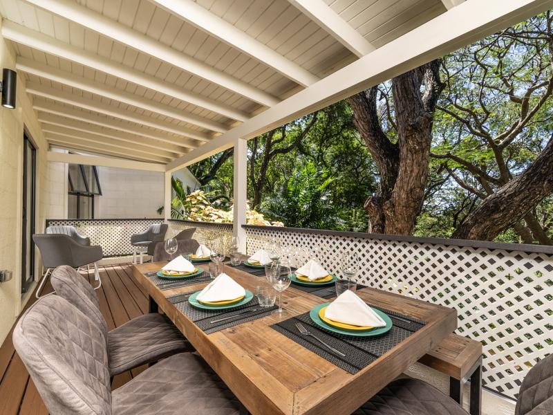 Parnassus Cottage , Holetown , Sandy Lane Estate , West Coast Barbados 