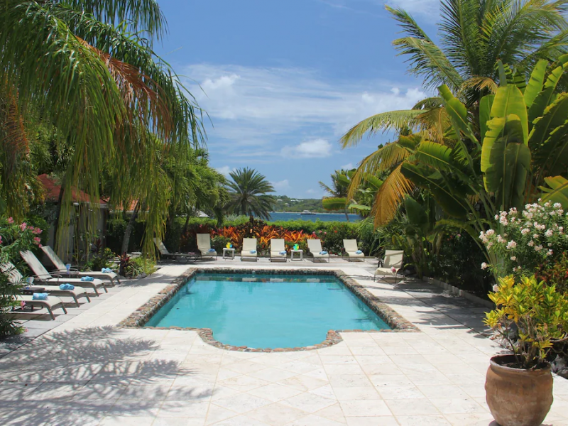 Bay House , Dieppe Bay 