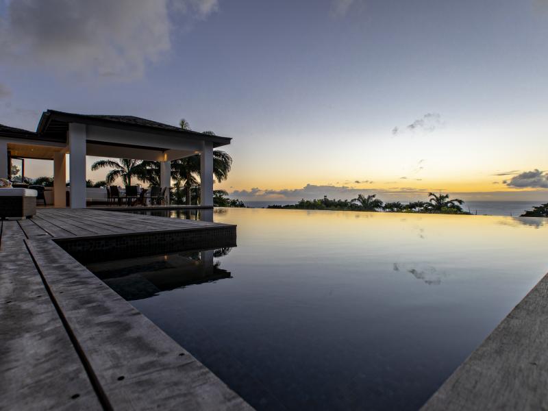 Sundeck House , St James 