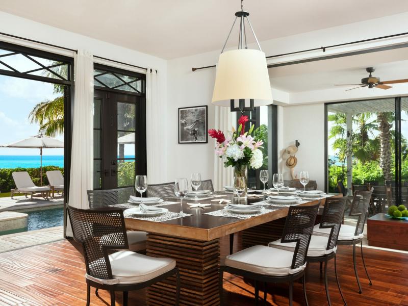 Saving Grace , Grace Bay 