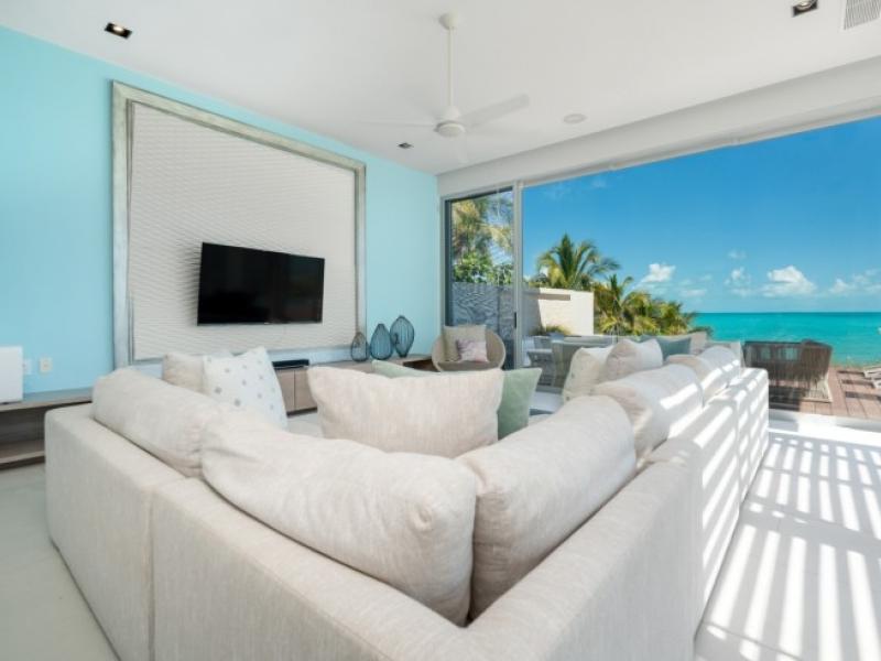 Villa Eos , Long Bay 