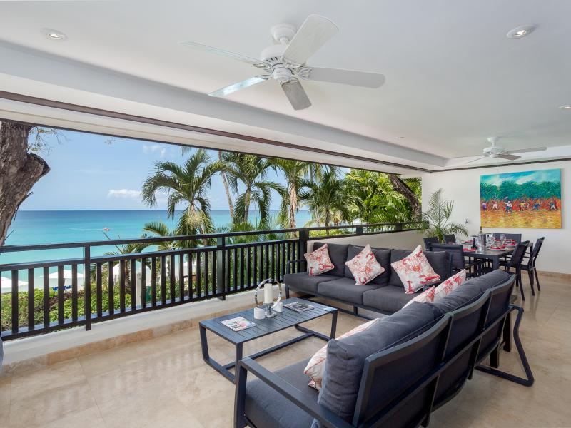 Coral Cove 5 - Shutters , Beachfront villas Barbados , Coral Cove , Paynes Bay , St James , West Coast Barbados 