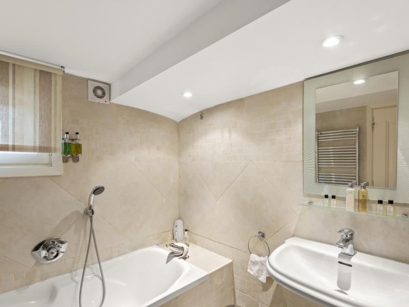 La Sarriette , Cote D'Azur 