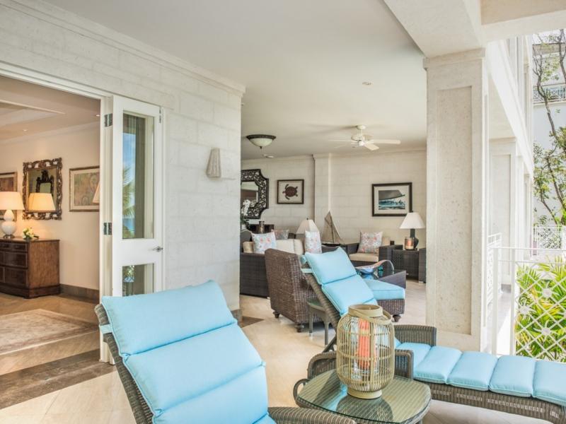 Smugglers Cove 3 , Beachfront villas Barbados , Paynes Bay , St James , West Coast Barbados 