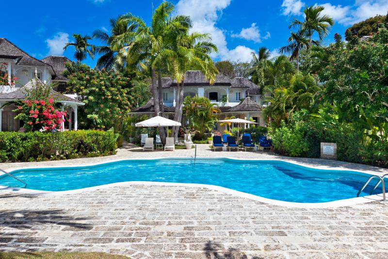 Emerald Beach 2 - Allamanda Emerald Beach 2 - Allamanda