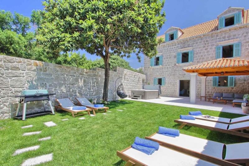 Heritage Villa Aureola Heritage Villa Aureola