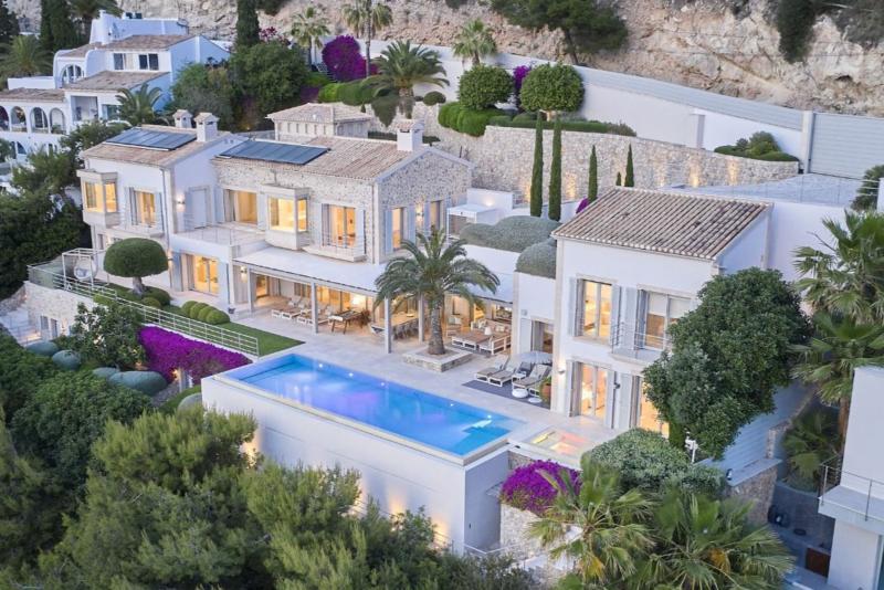Villa Arena