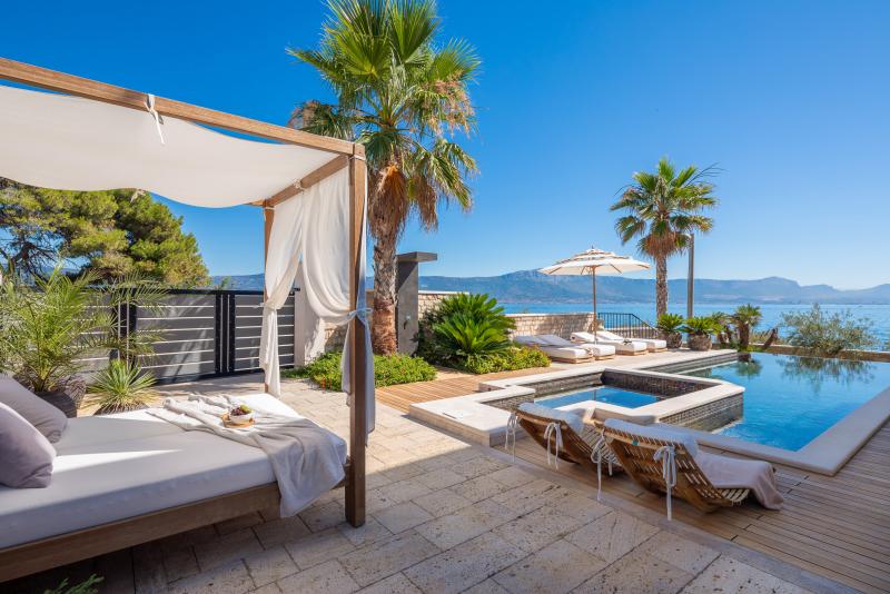 Villa Summer Breeze Villa Summer Breeze